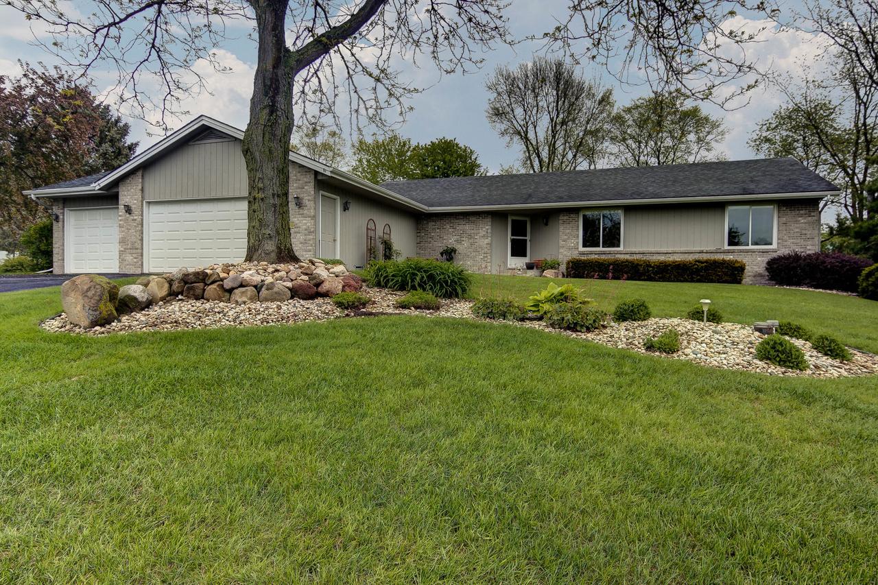 14855 Klinewood Rd., South Beloit, IL 61080