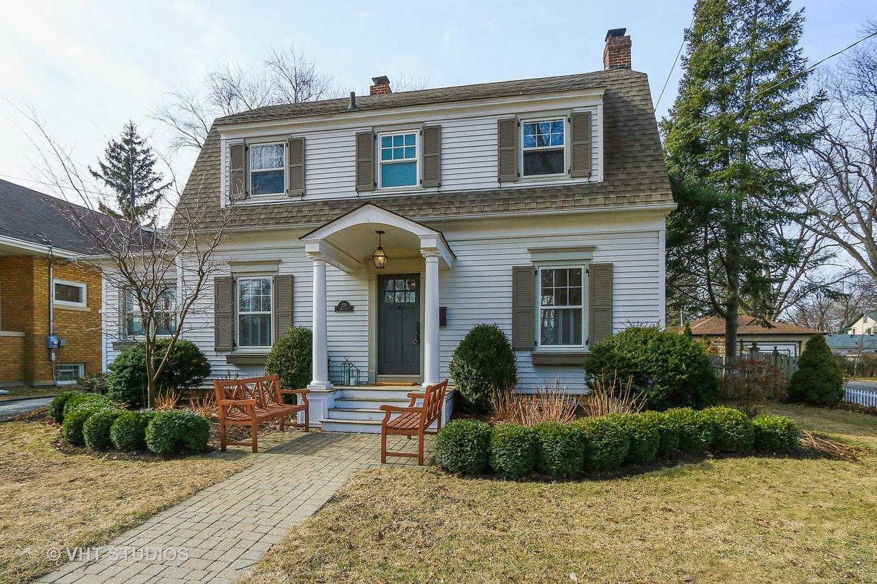 276 Harding St., Grayslake, IL 60030