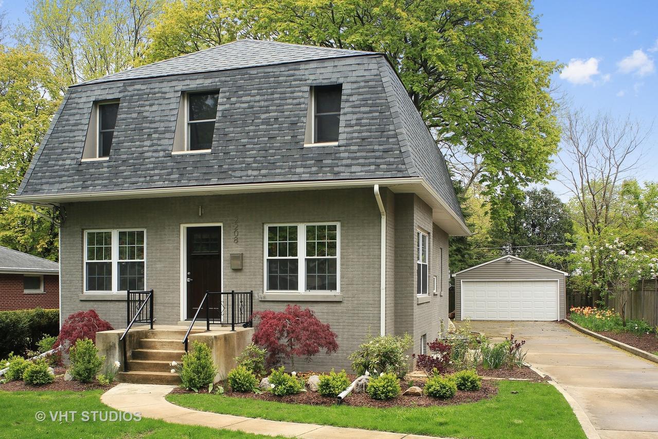 2208 Wilmette Ave., Wilmette, IL 60091