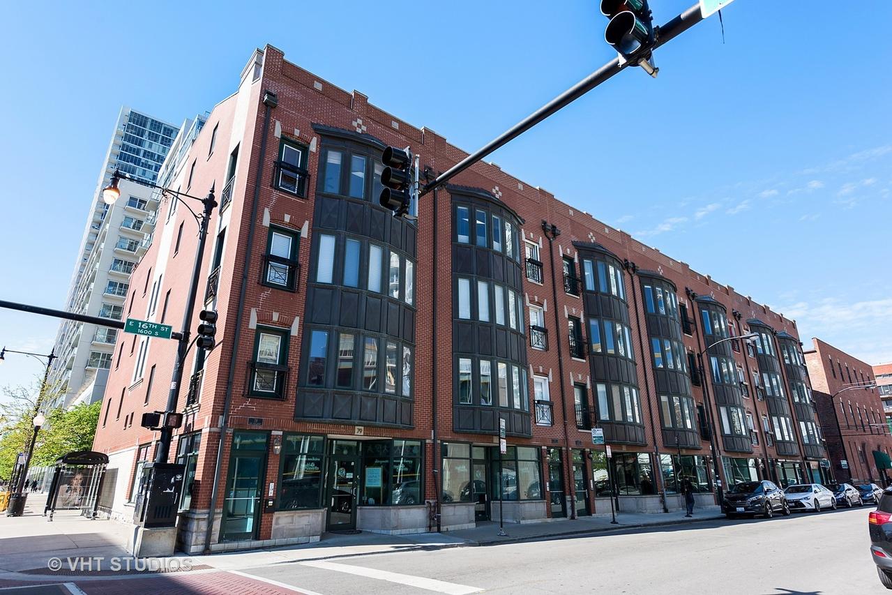 73 E 16th St. #2, Chicago, IL 60616