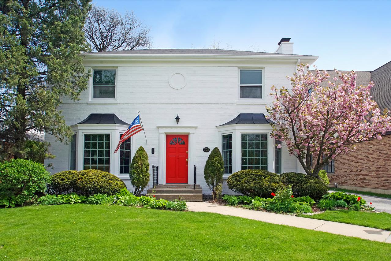 721 S Brainard Ave., La Grange, IL 60525