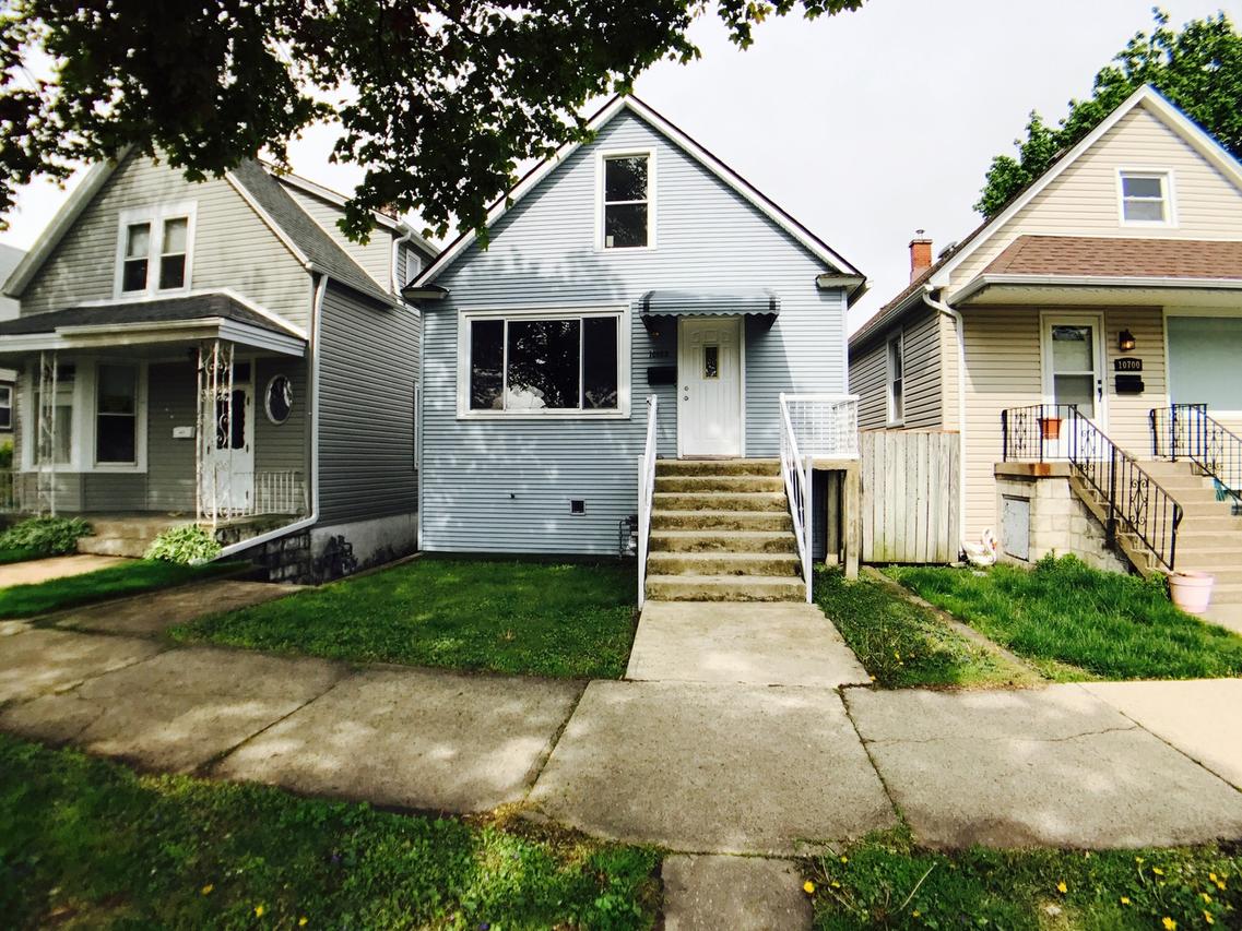 10702 S Avenue J Ave., Chicago, IL 60617