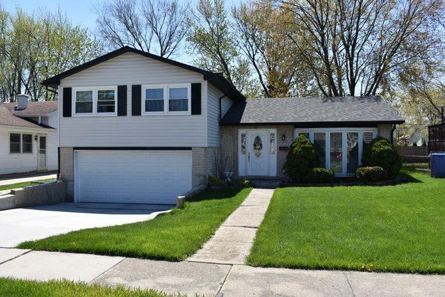 651 Debra Dr., Des Plaines, IL 60016