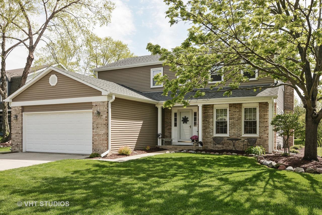 2611 N Drury Ln., Arlington Heights, IL 60004
