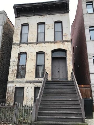 419 W Armitage Ave., Chicago, IL 60614