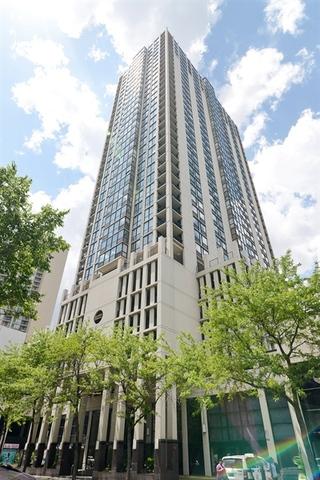 1122 N Clark St. #P229, Chicago, IL 60610