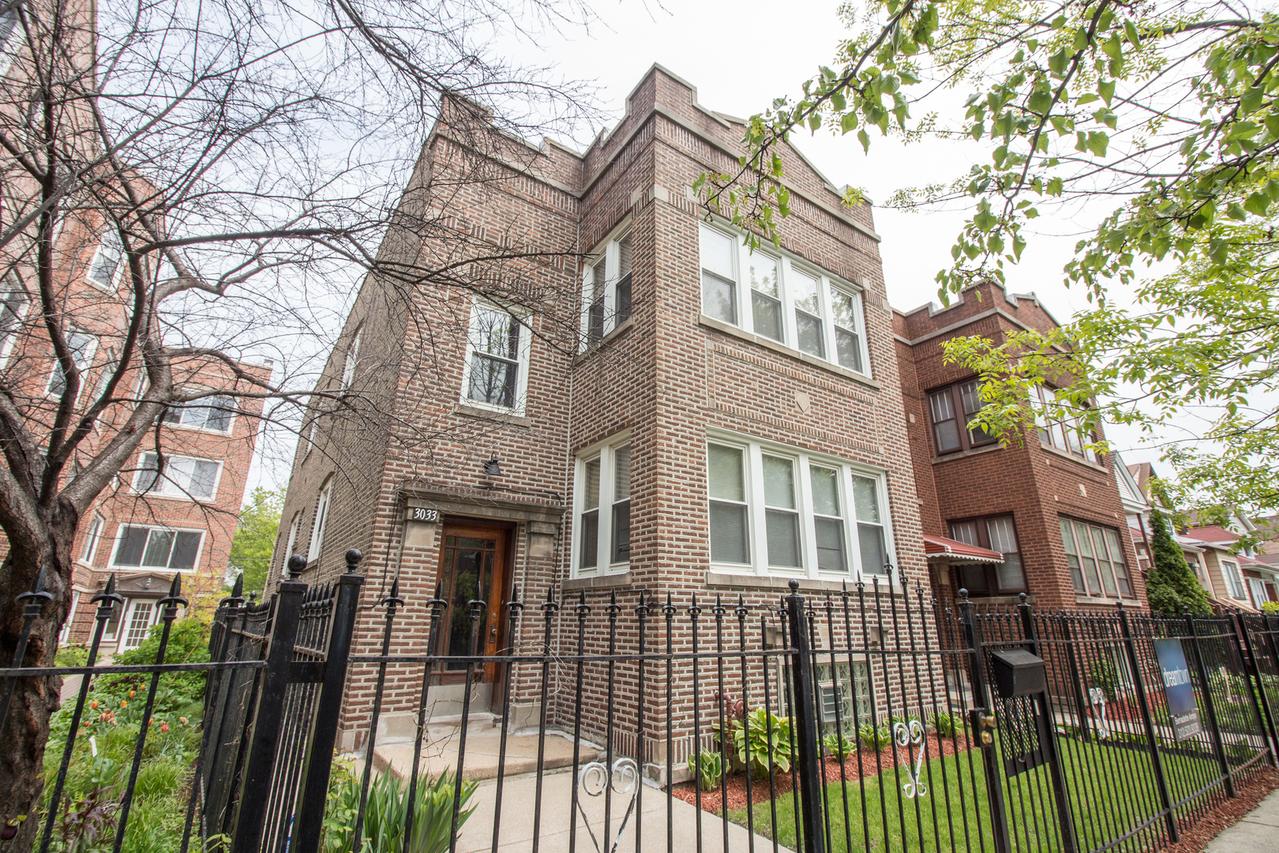 3033 N Troy St., Chicago, IL 60618