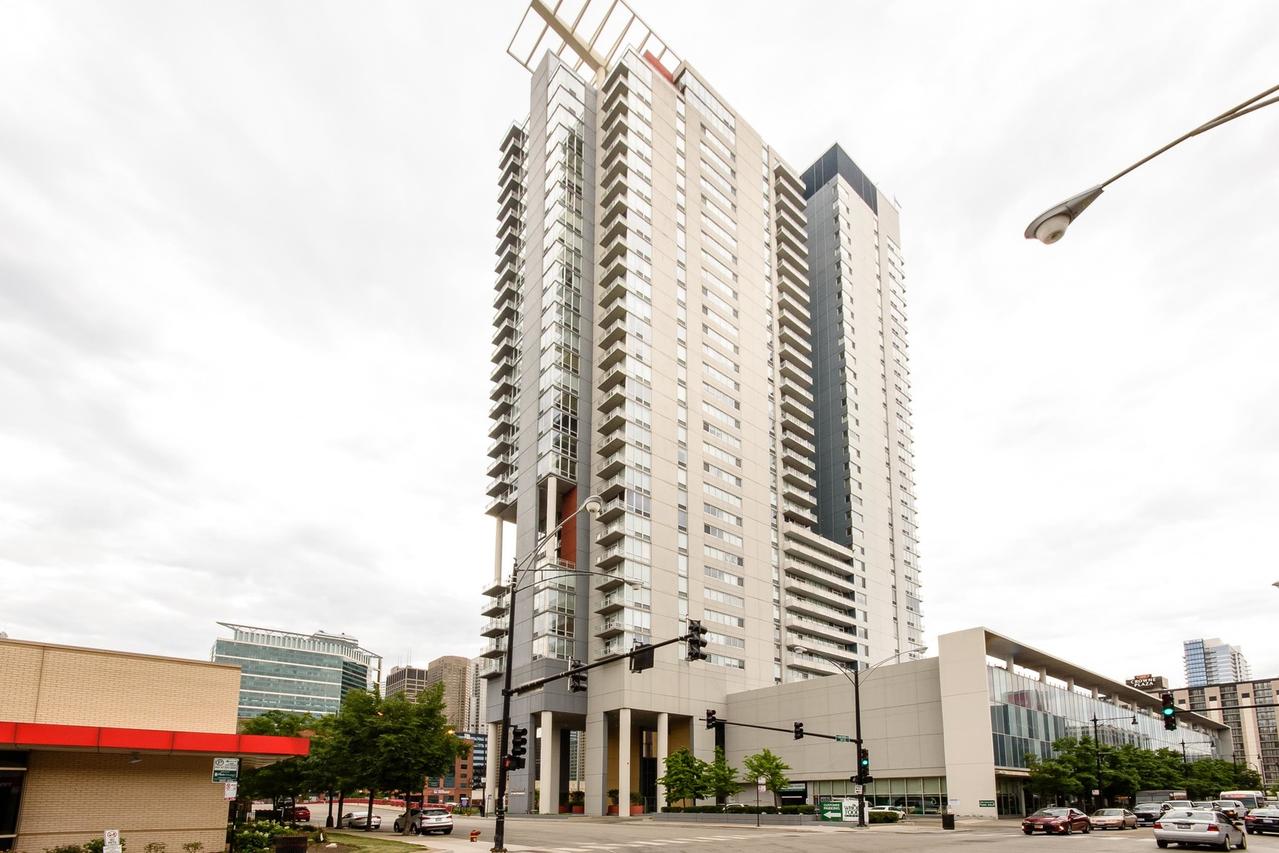 737 W Washington Blvd. #3104, Chicago, IL 60661