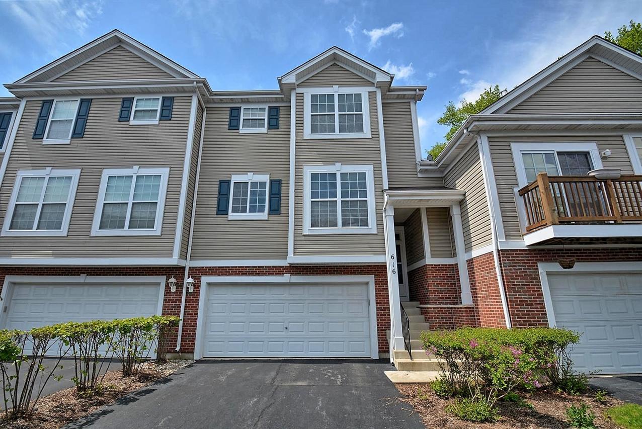 616 Declaration Ln., Aurora, IL 60502