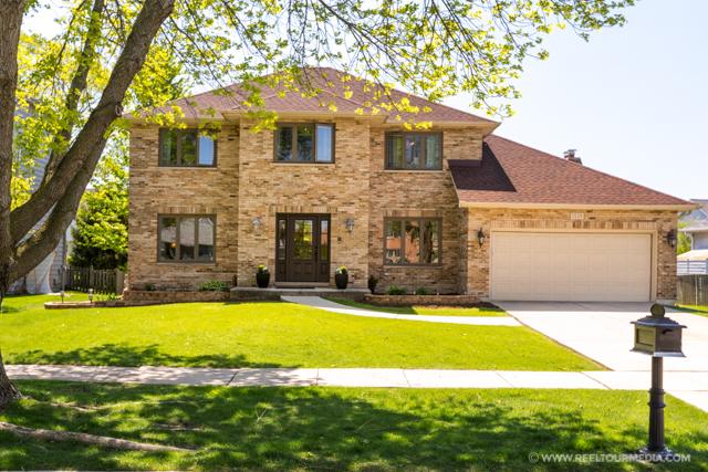 1528 Saranell Ave., Naperville, IL 60540