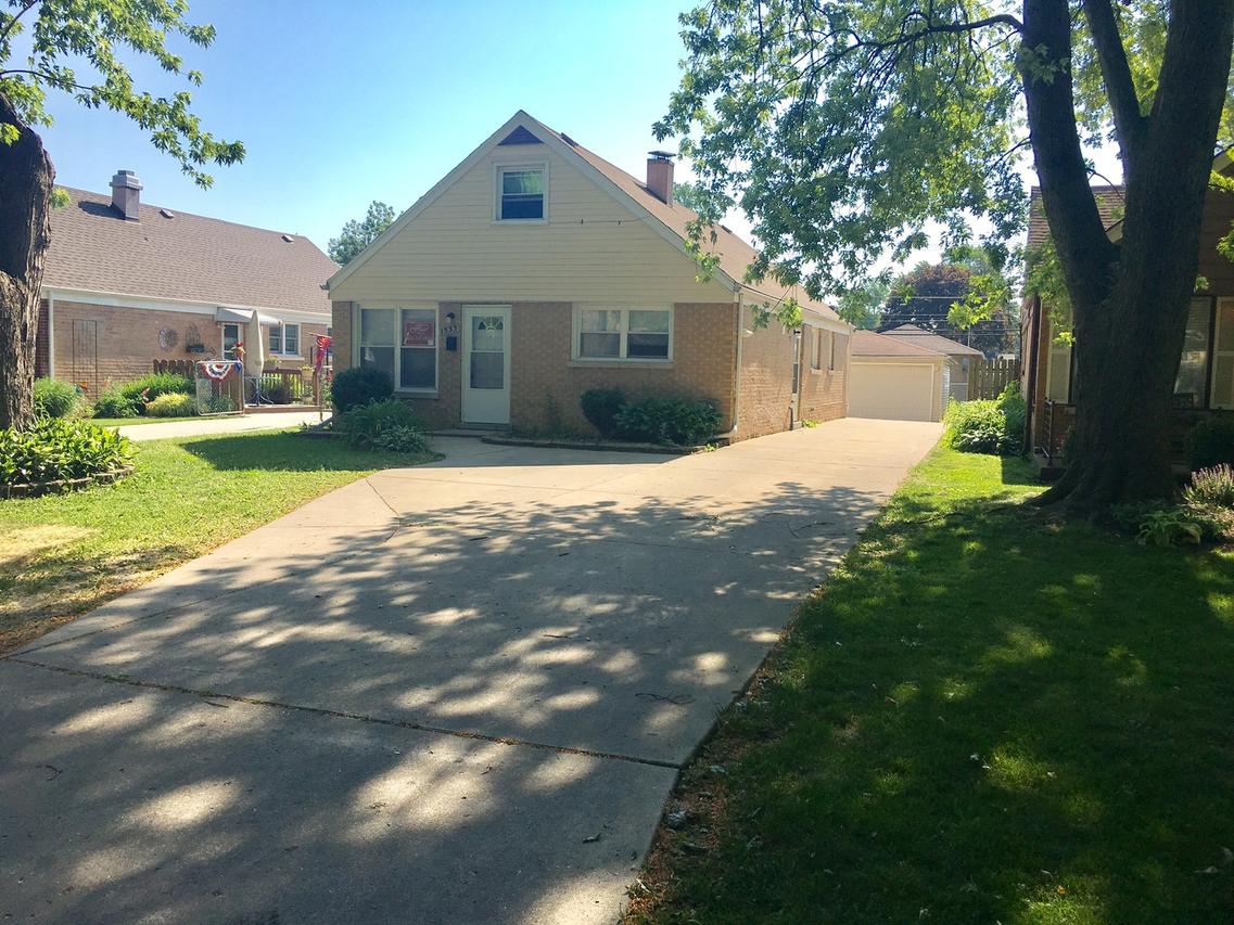 1533 S Spencer Ave., Berkeley, IL 60163