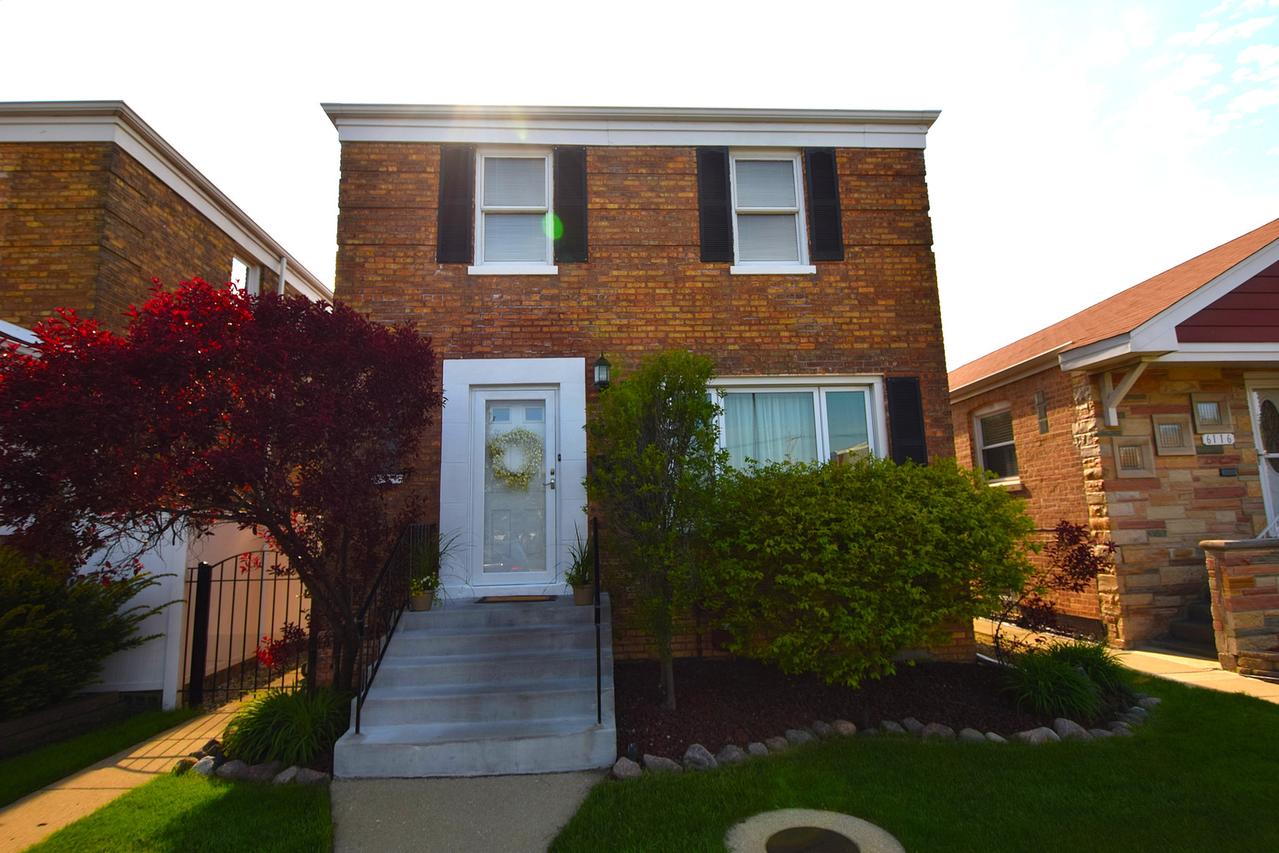 6118 S Austin Ave., Chicago, IL 60638