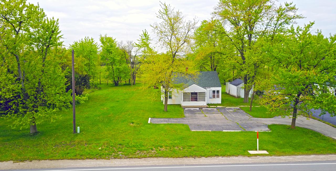 2070 E New York St., Aurora, IL 60502