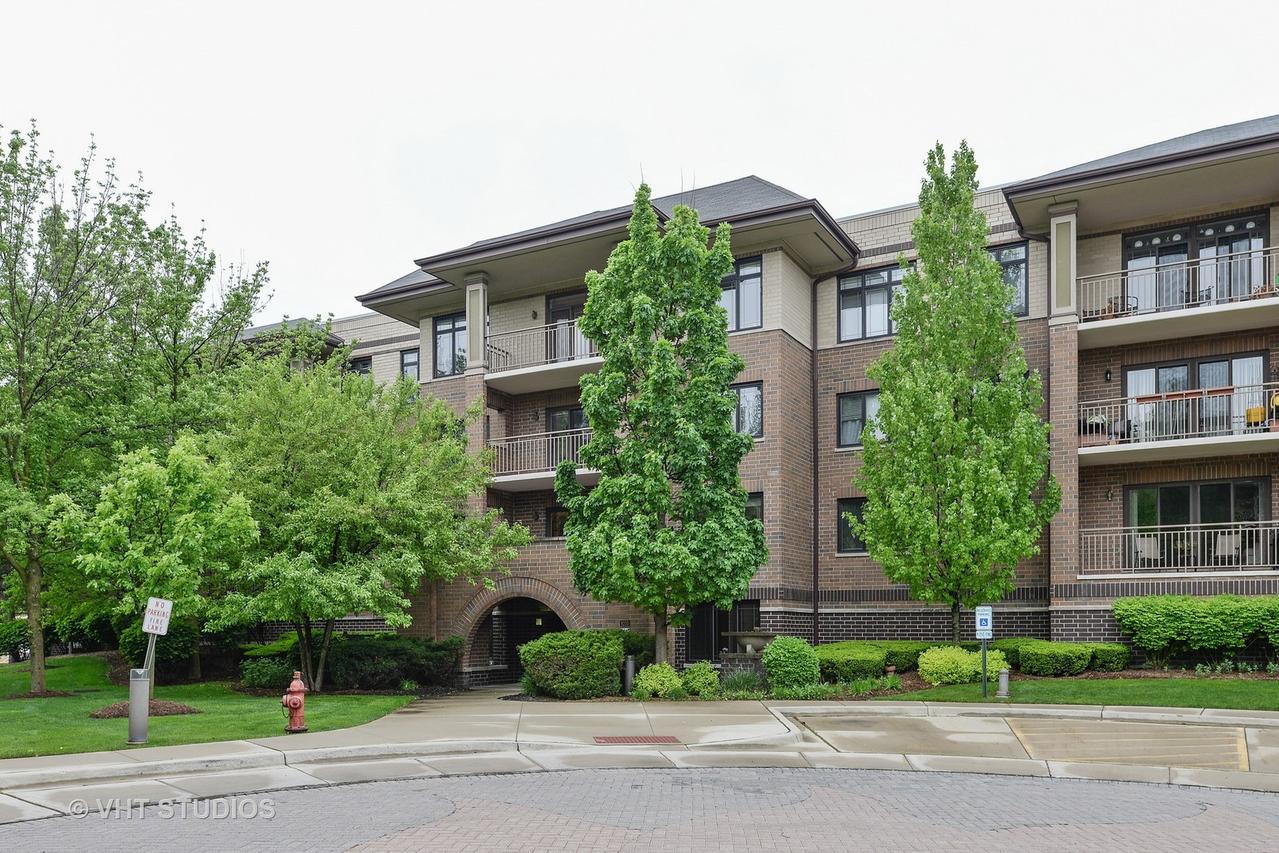 9200 E Prairie Rd. #406, Evanston, IL 60203