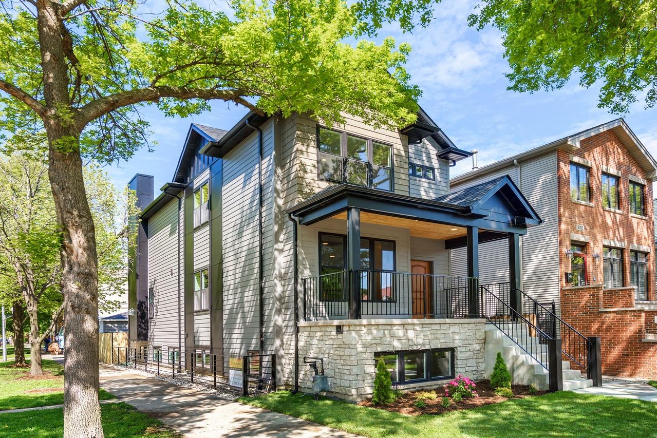 3700 N Mozart St., Chicago, IL 60618