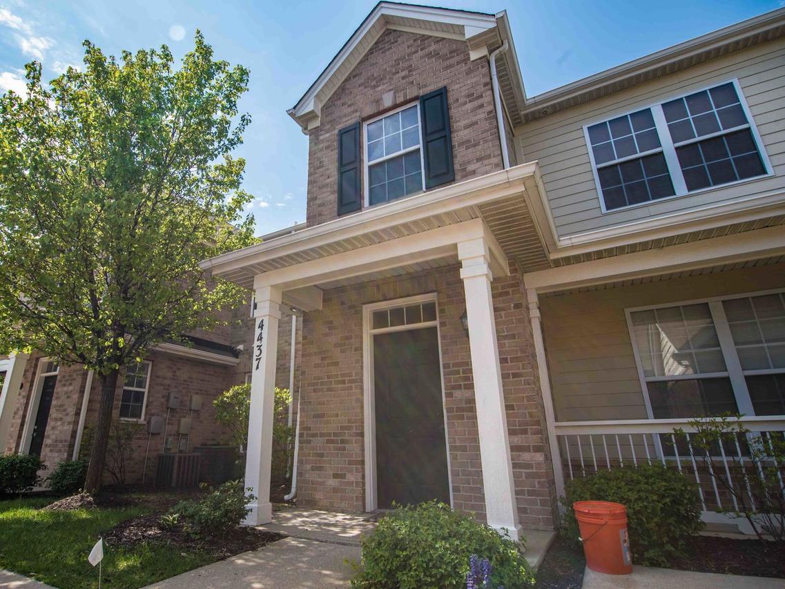 4437 Timber Ridge Ct. #111, Joliet, IL 60431
