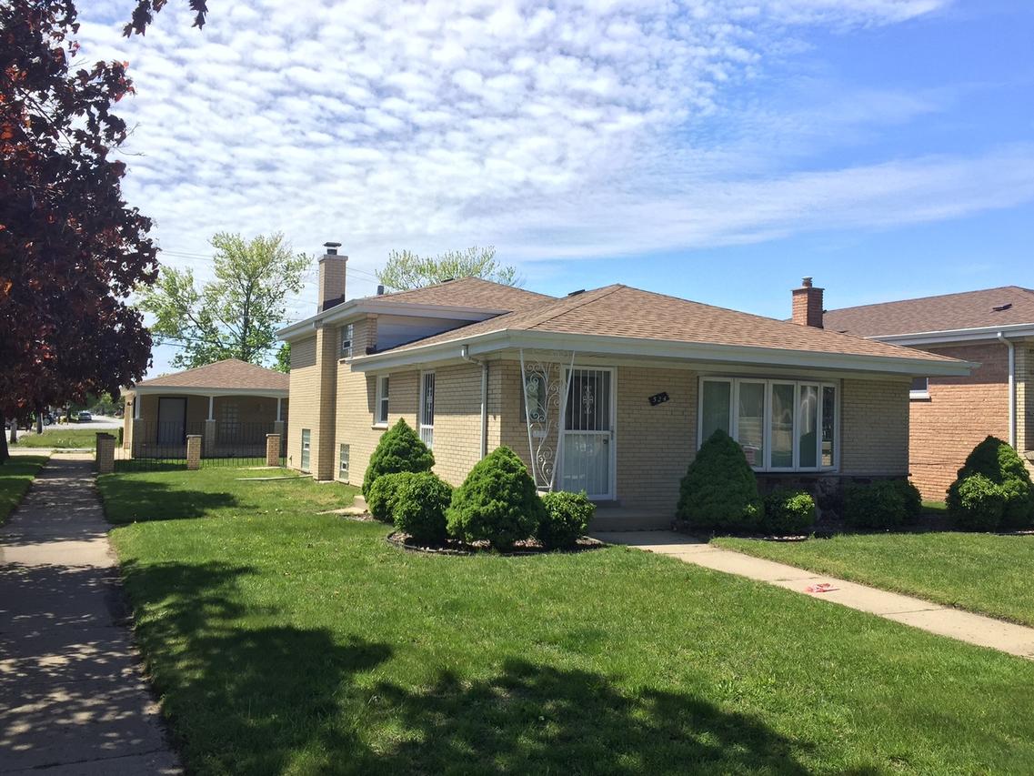 524 Saginaw Ave., Calumet City, IL 60409
