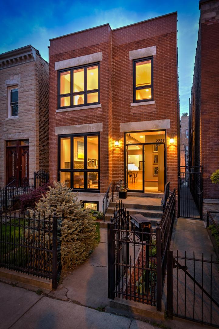 2249 W Erie St., Chicago, IL 60612