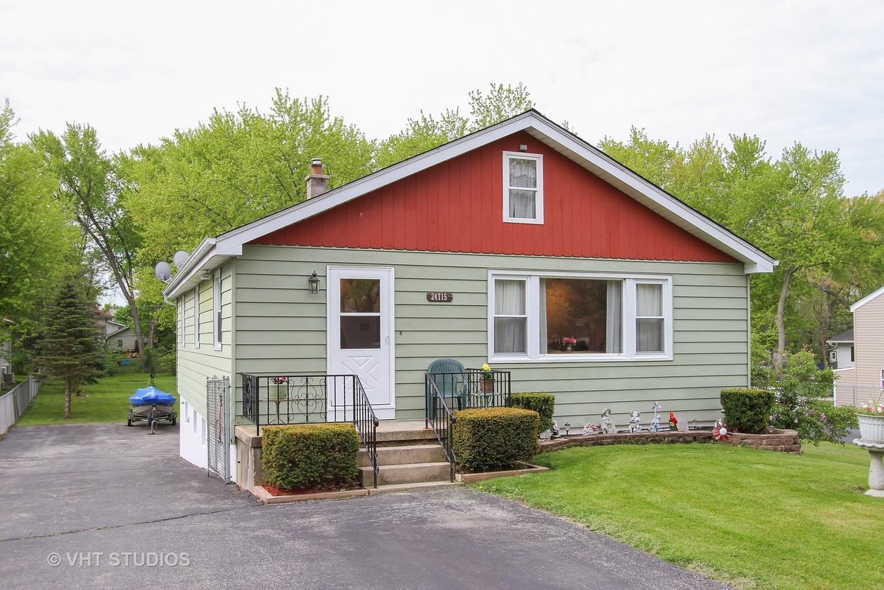 24715 W Clinton Ave., Round Lake, IL 60073