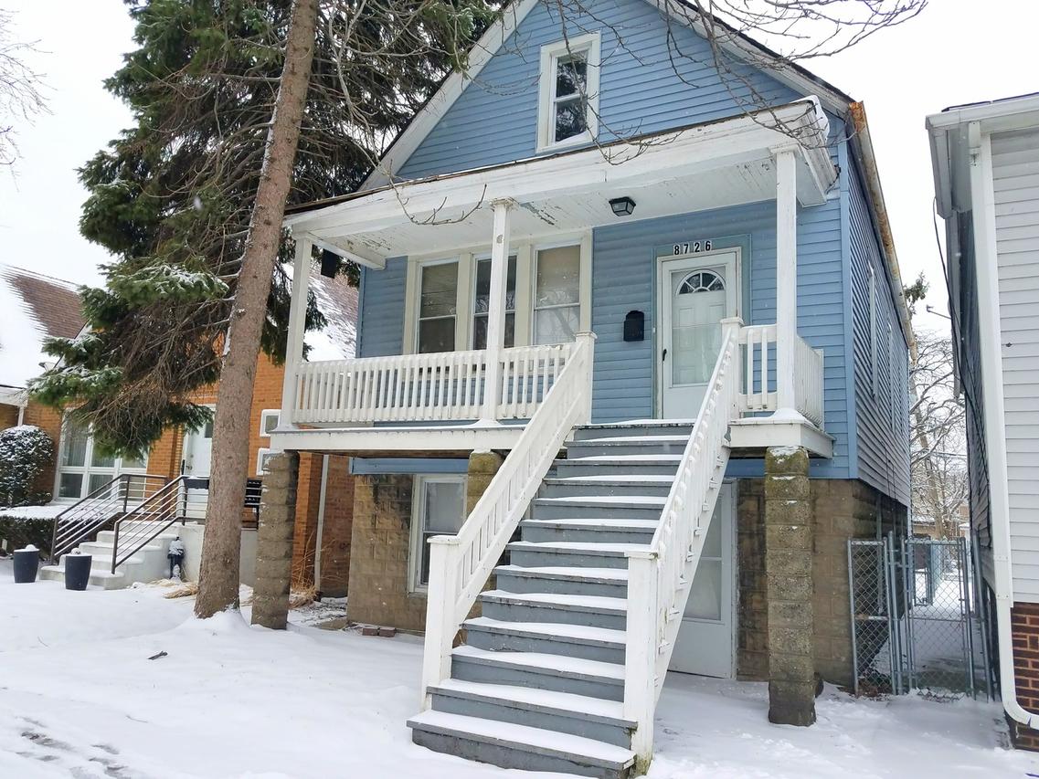 8726 S Crandon Ave., Chicago, IL 60617
