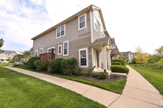 11S513 Rachael Ct., Burr Ridge, IL 60527