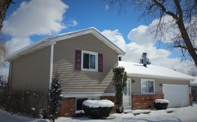 3927 N Galesburg Ave., Arlington Heights, IL 60004