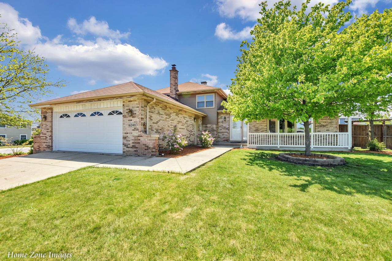 16248 Everdon Dr., Tinley Park, IL 60477