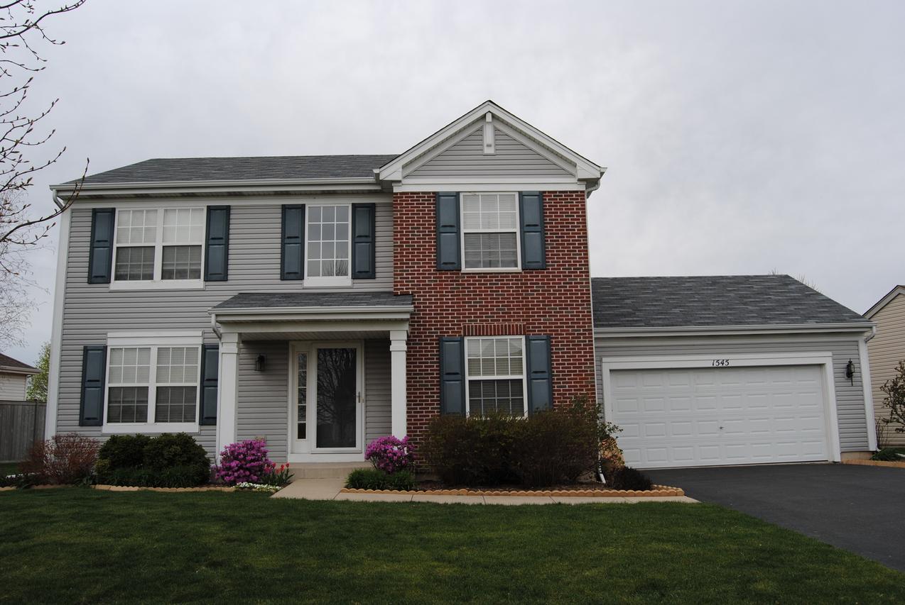 1545 Farmstead Ln., Dekalb, IL 60115