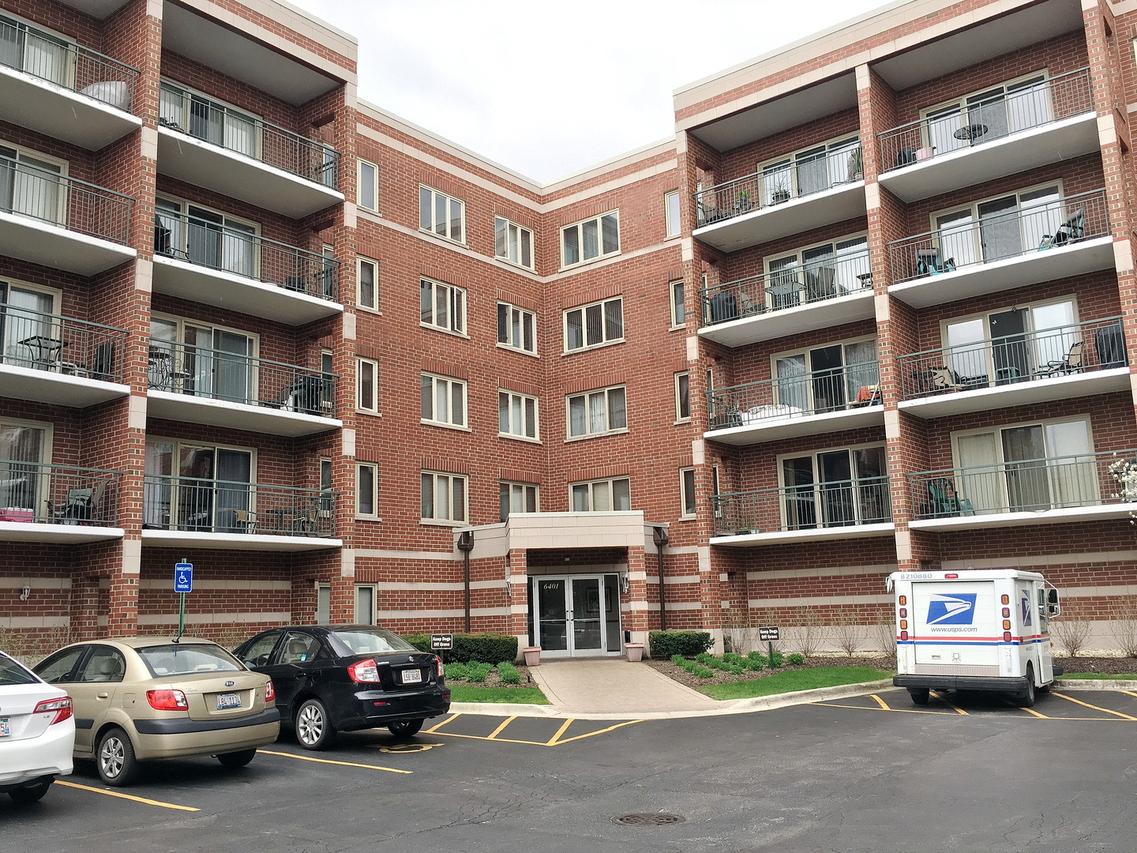 6401 W Berteau Ave. #308, Chicago, IL 60634