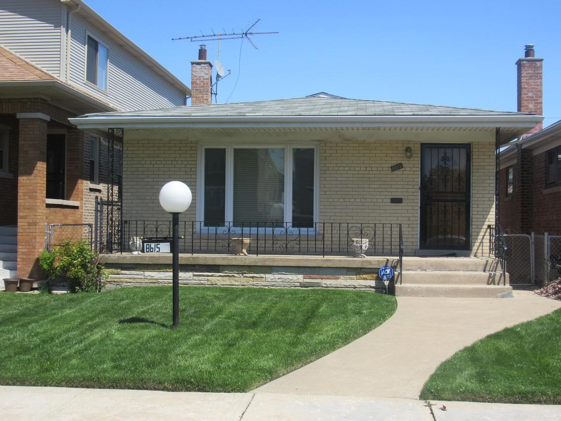 8615 S Indiana Ave., Chicago, IL 60619