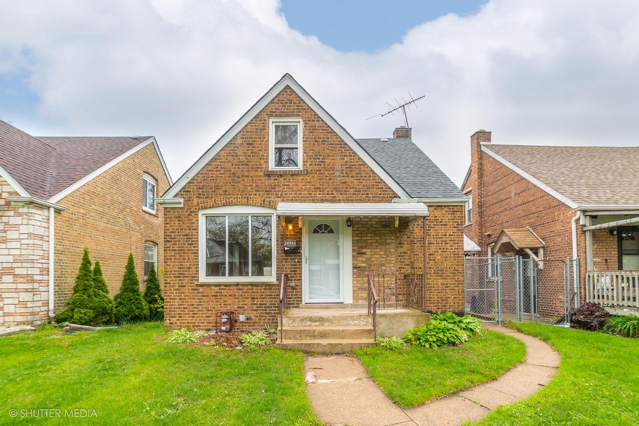 10950 S Avenue F, Chicago, IL 60617