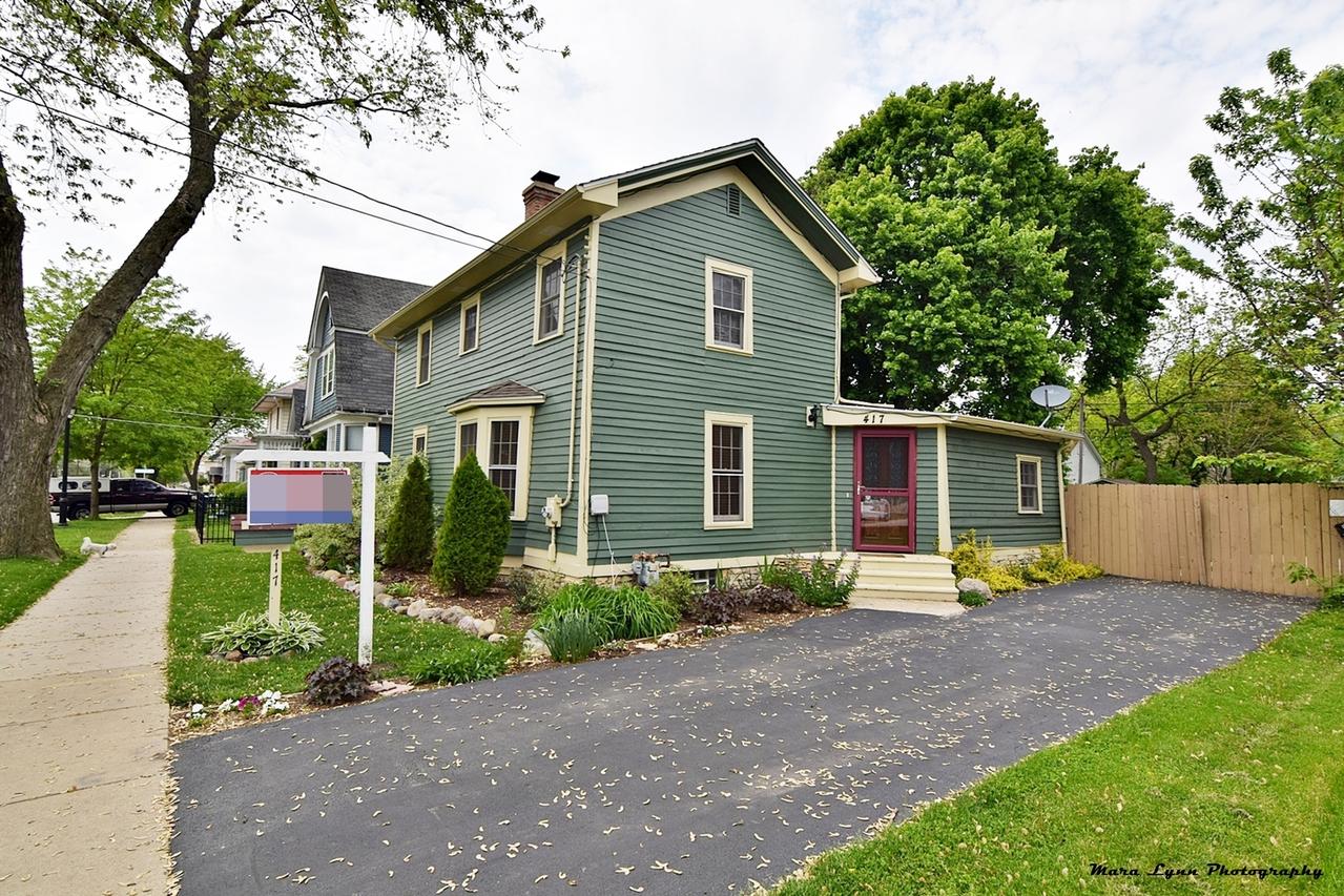 417 Spruce St., Aurora, IL 60506