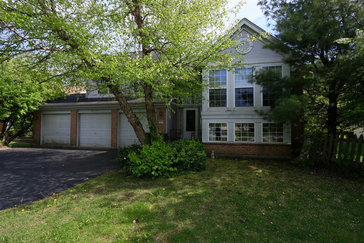 6349 Braxton Ct., Gurnee, IL 60031