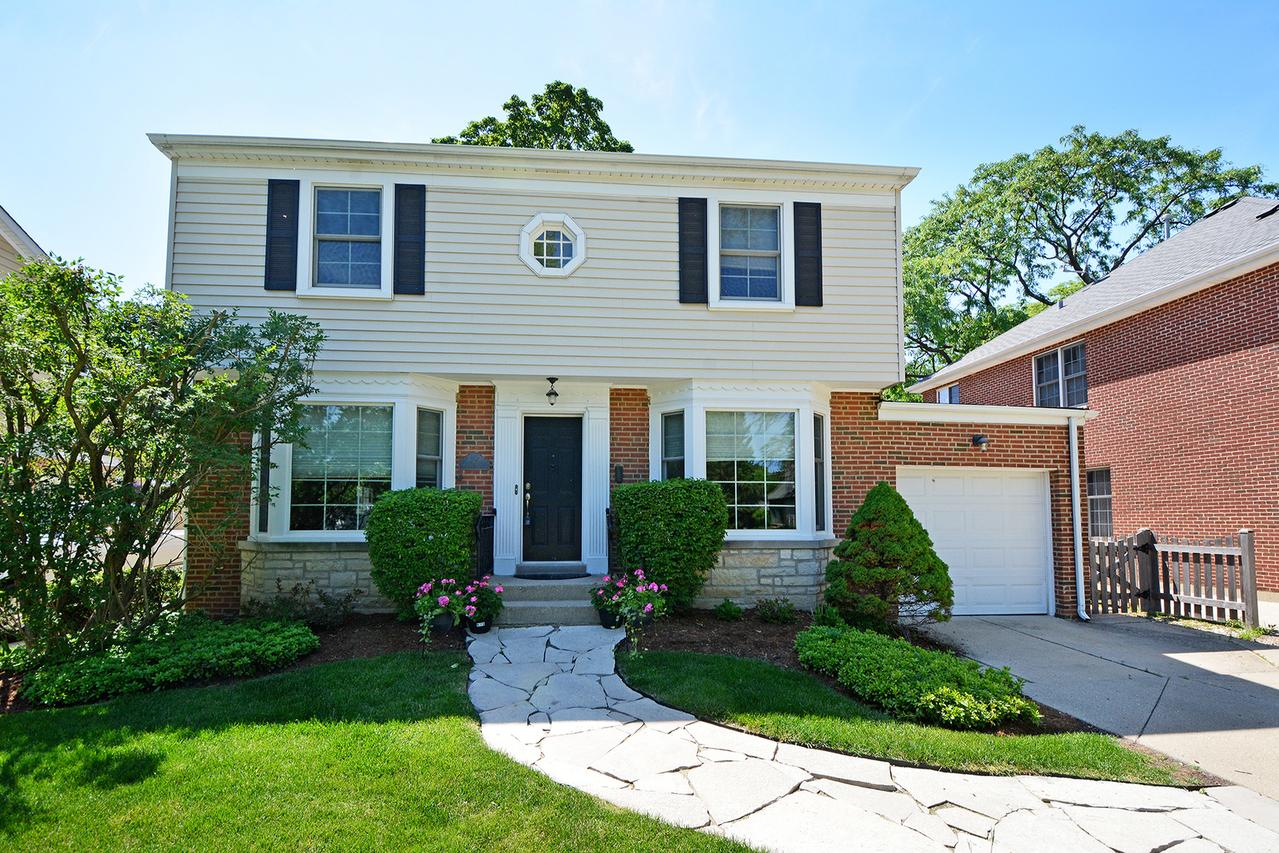 625 Ottawa Ave., Park Ridge, IL 60068