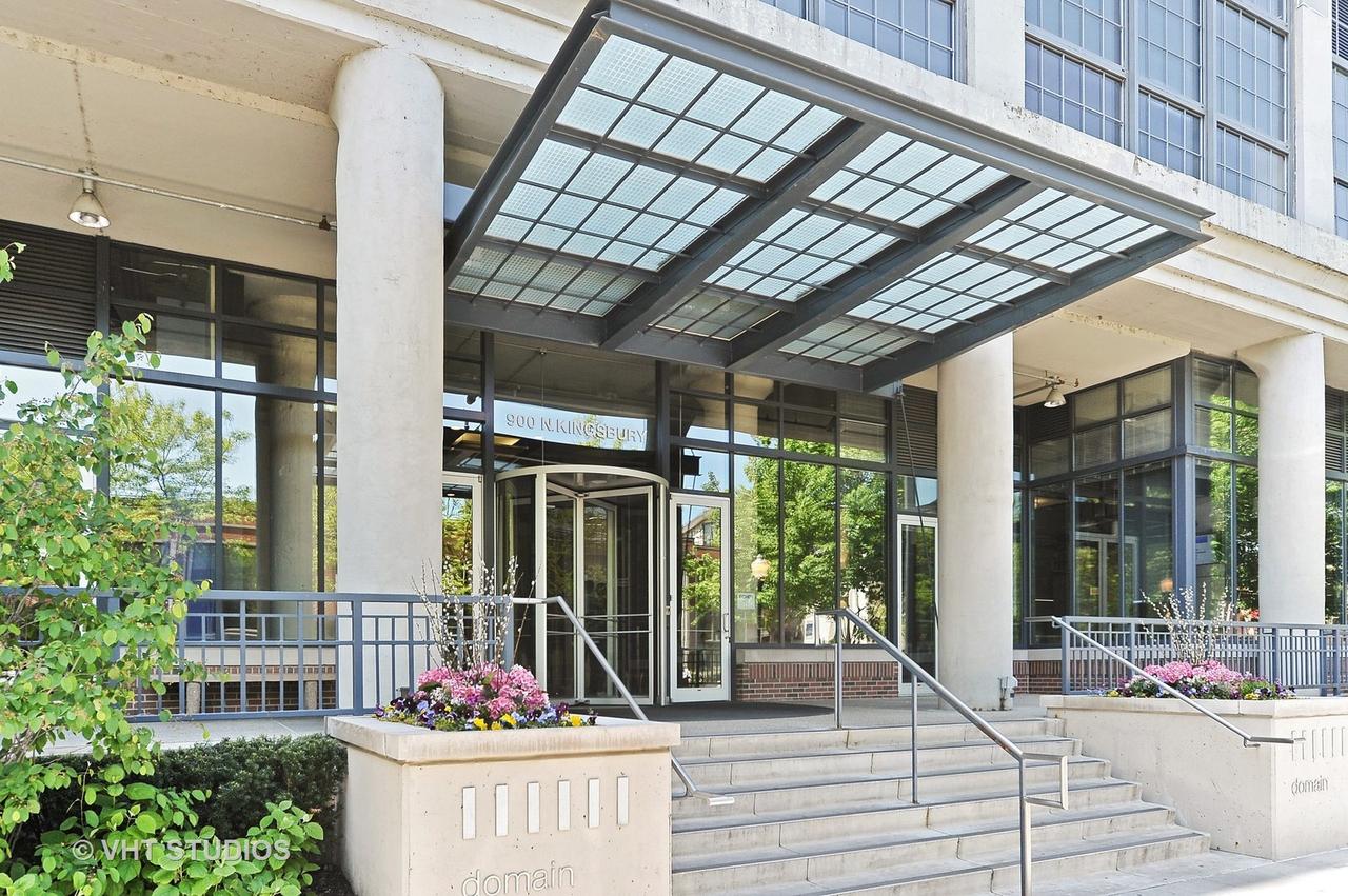900 N Kingsbury St. #921, Chicago, IL 60610