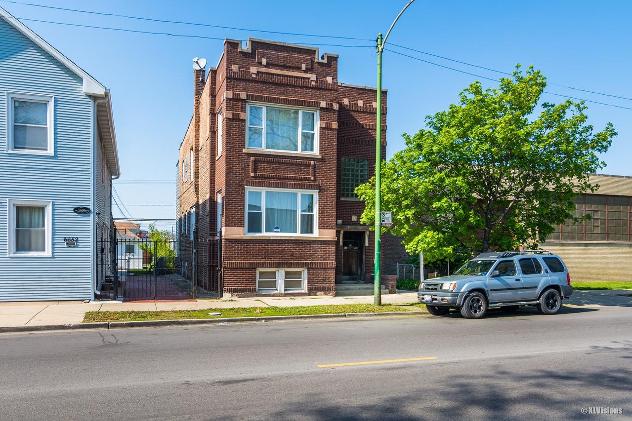 6648 W Diversey Ave., Chicago, IL 60707