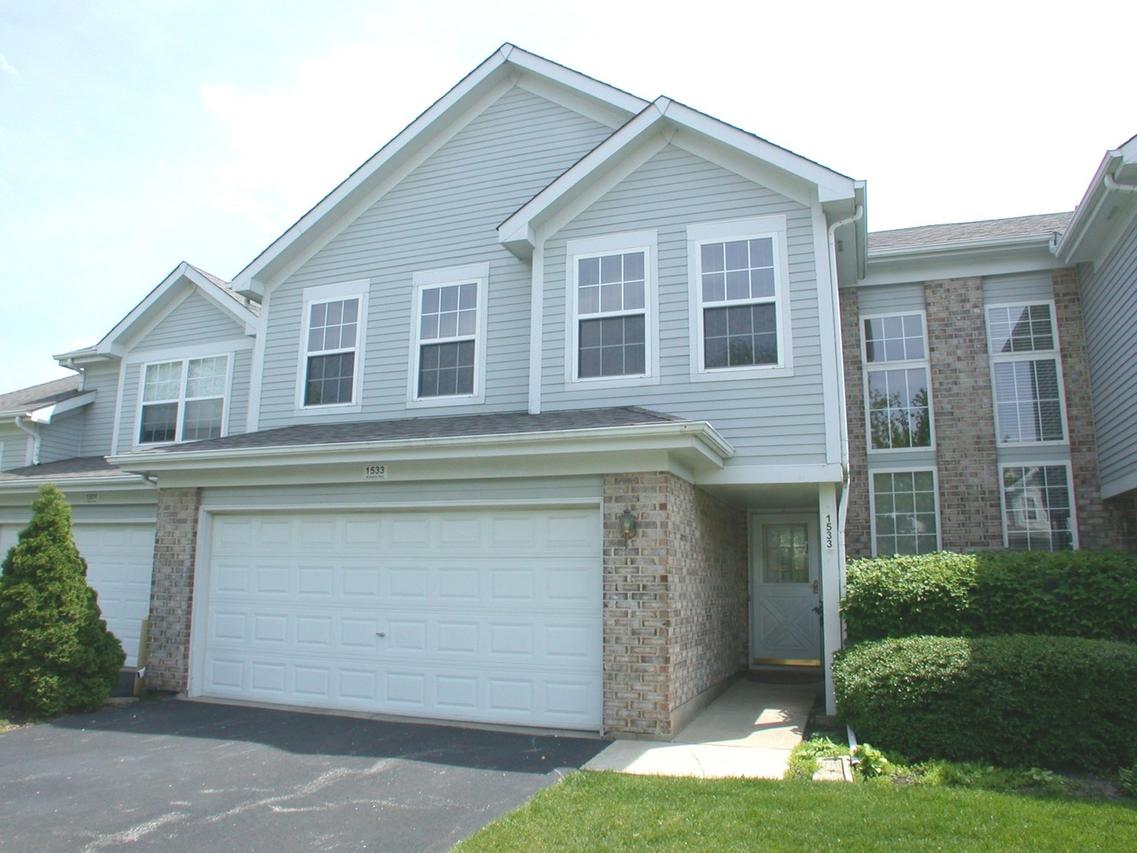 1533 Brittania Way, Roselle, IL 60172