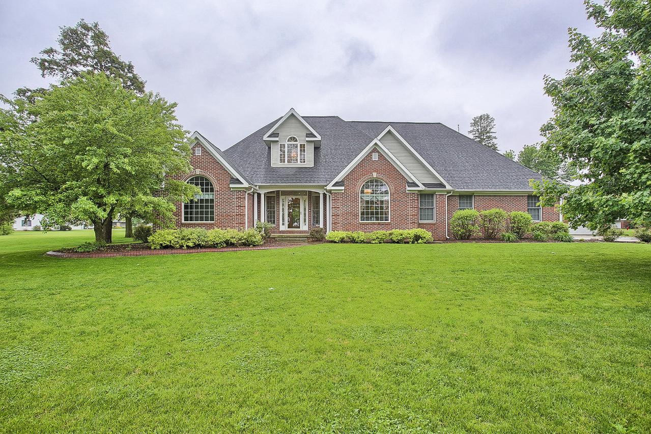 402 Sycamore Ln., Allerton, IL 61810