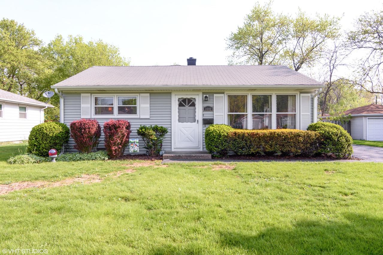 3602 Oriole Ln., Rolling Meadows, IL 60008