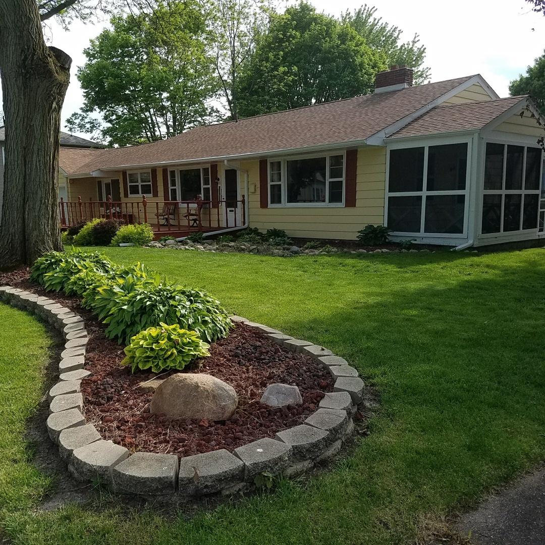 305 S Elm St., Franklin Grove, IL 61031