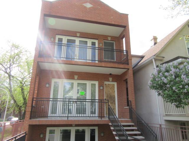 4200 N Whipple St., Chicago, IL 60618