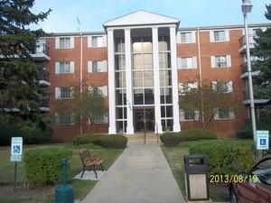 1050 N Farnsworth Ave. #410, Aurora, IL 60505