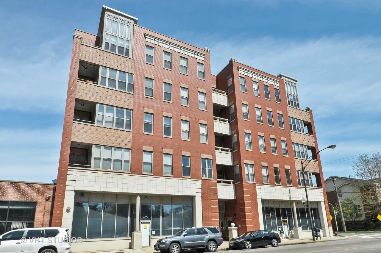 2700 W Belmont Ave. #301, Chicago, IL 60618