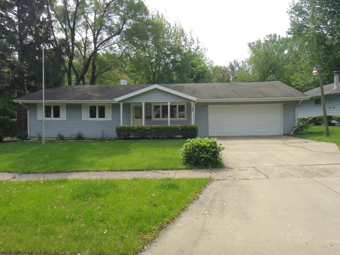 317 Joanne Ln., Dekalb, IL 60115