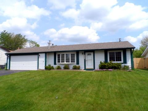 2009 Chaplin Ct., Hanover Park, IL 60133