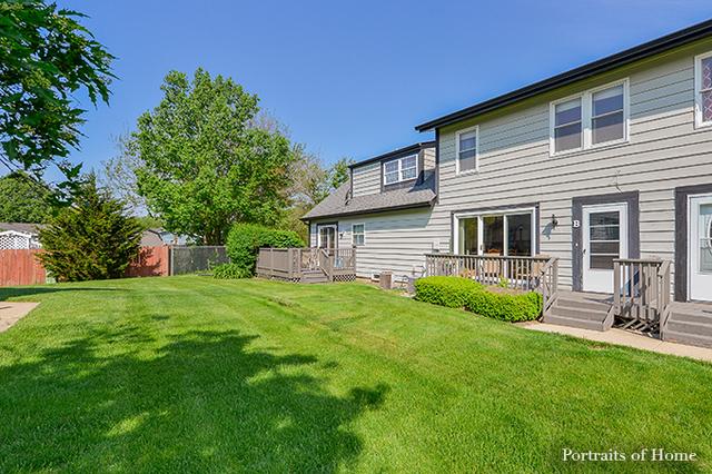 1886 Carnation Ct. #B, Aurora, IL 60506