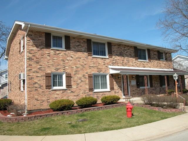 7520 Country Ln., Darien, IL 60561