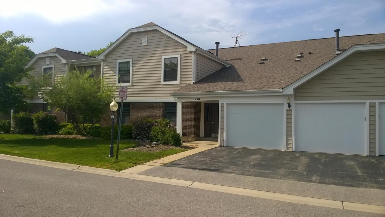 278 Stonehill Ln. #C2, Schaumburg, IL 60193