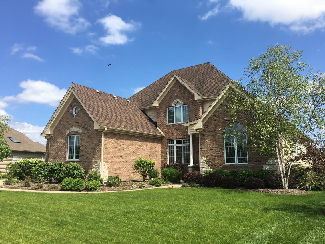 597 Iris Ct., Crystal Lake, IL 60014