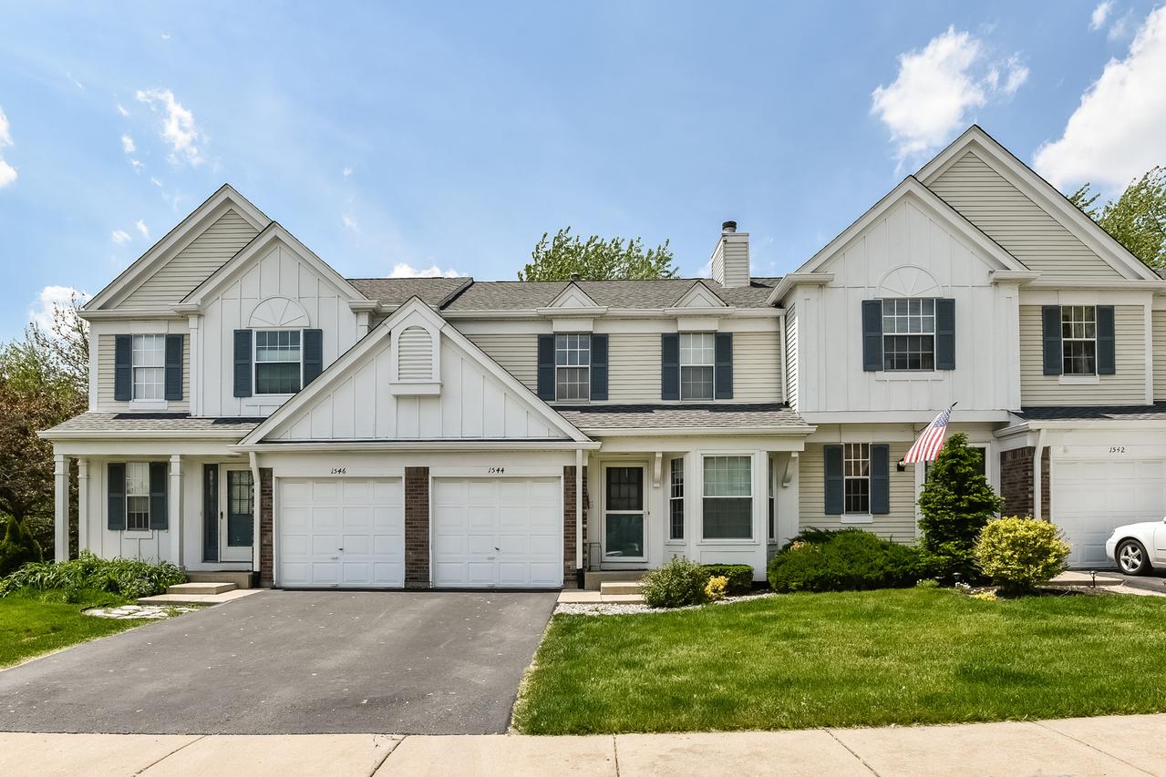 1544 Apple Grove Ln., Westmont, IL 60559